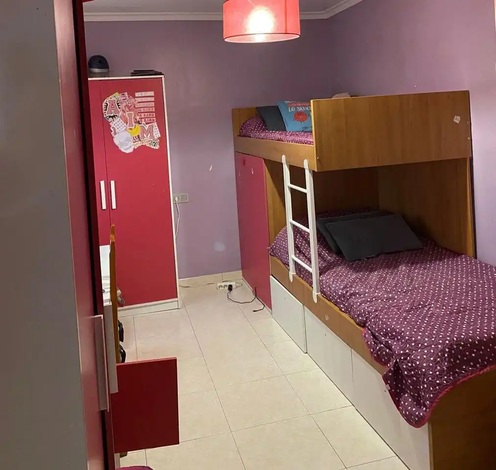 Habitación de Piso en venta en Melilla