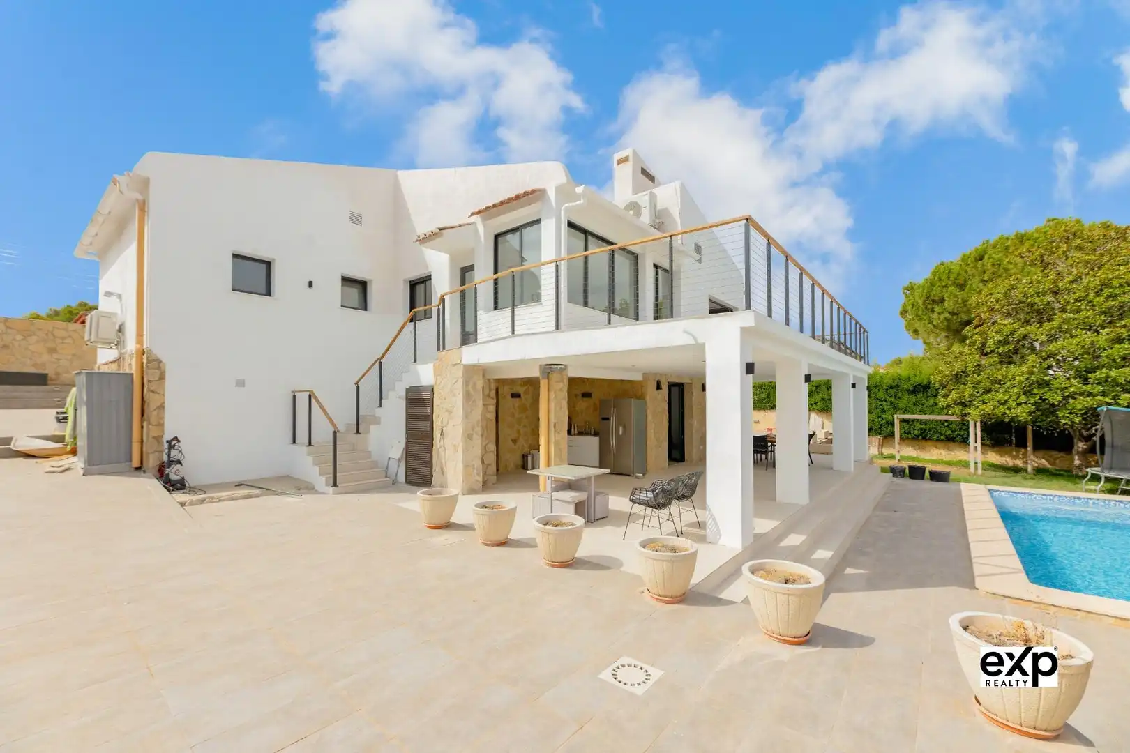 Vista exterior de Casa o chalet en venta en L'Eliana con Aire acondicionado, Calefacción y Jardín privado