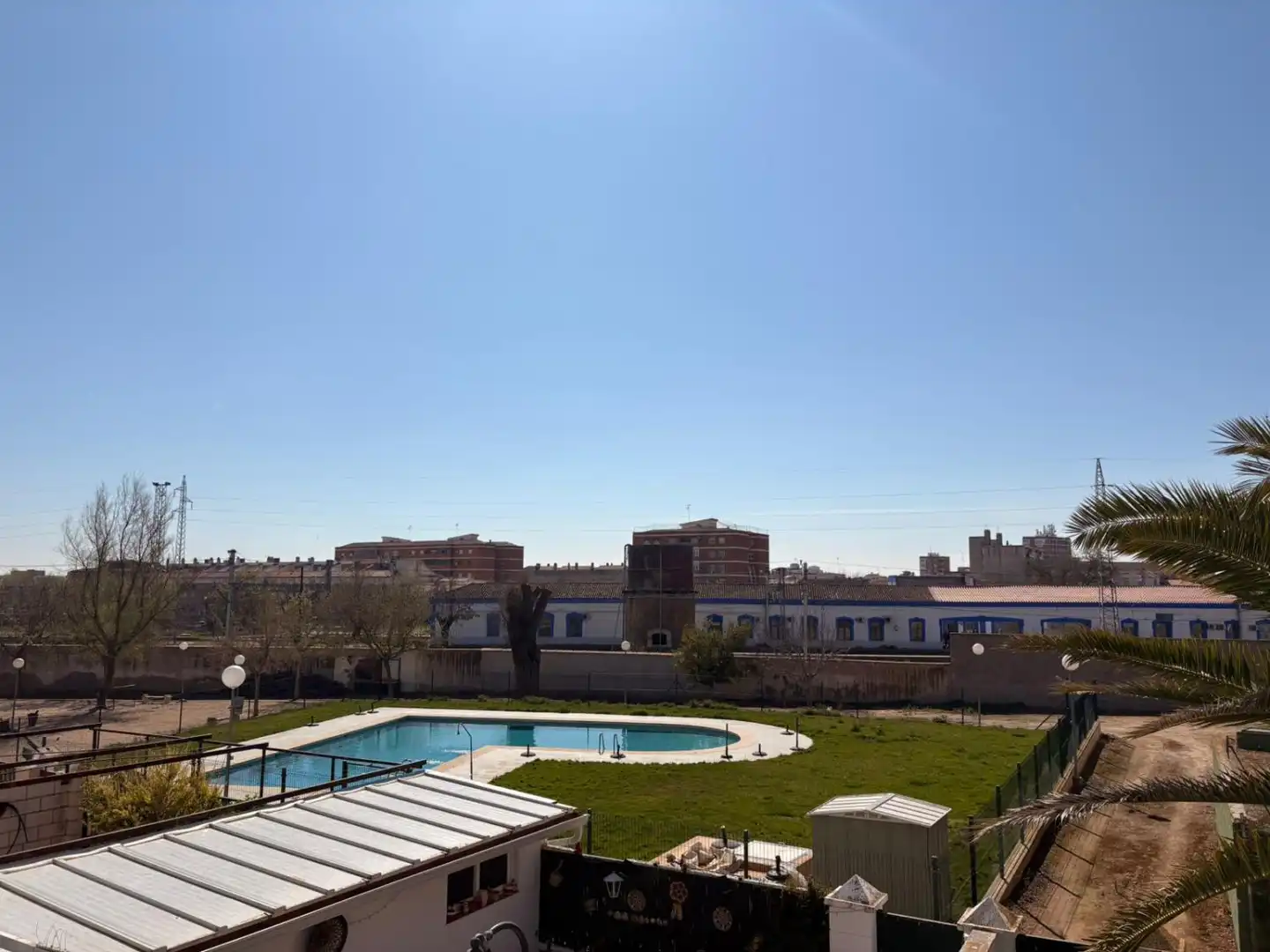 Piscina de Casa adosada en venta en Manzanares con Aire acondicionado, Jardín privado y Terraza