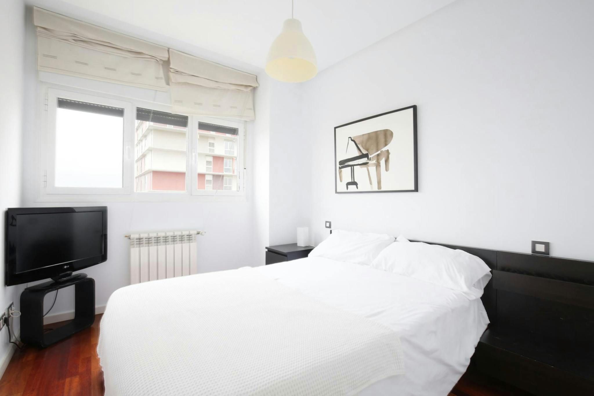 Bedroom of Flat to rent in  Madrid Capital  with Air Conditioner, Heating and Furnished