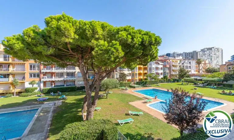 Apartament amb piscina en venda a Sector GRAN RESERVA 5 2 1 5