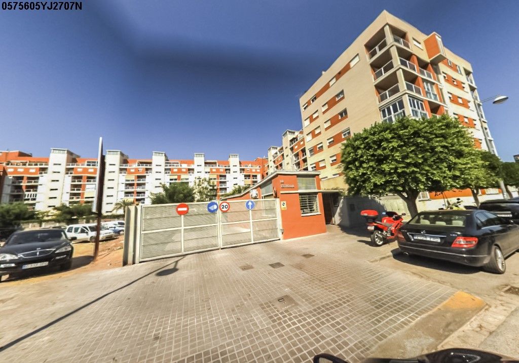 Exterior view of Garage for sale in Paterna