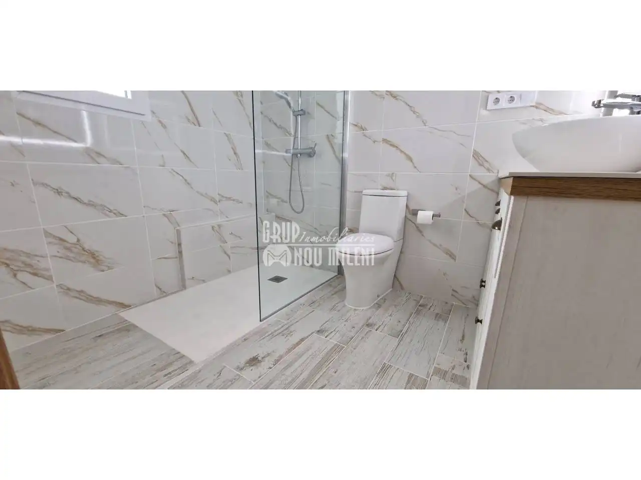 Baño de Piso de alquiler en Massanassa con Aire acondicionado, Calefacción y Terraza