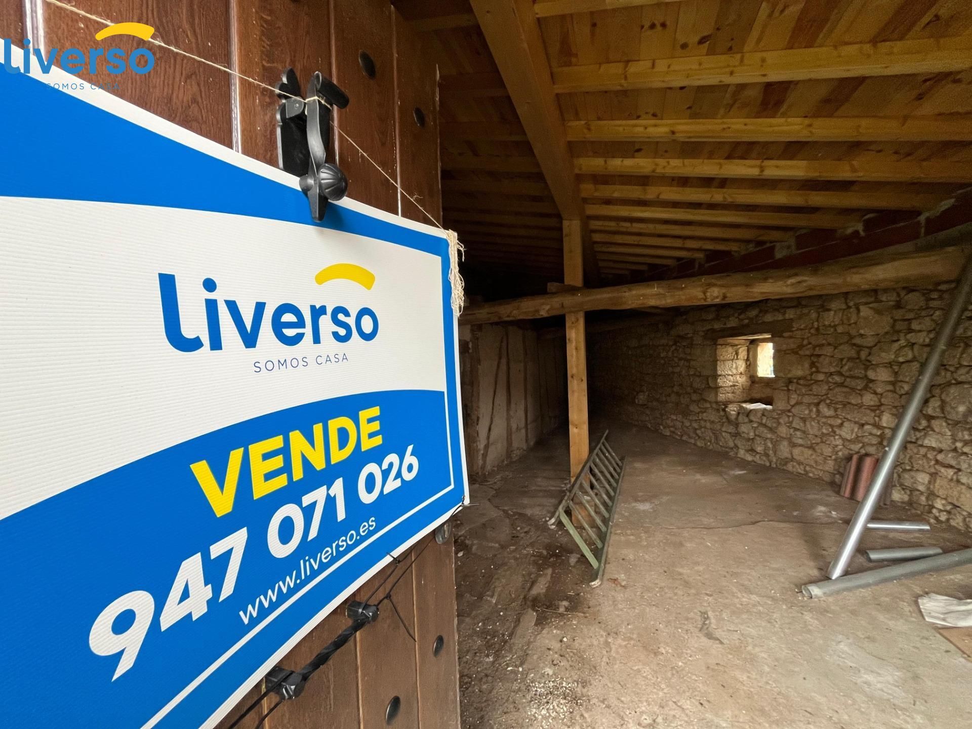 Finca rústica en venda en Quintanavides amb Jardí privat