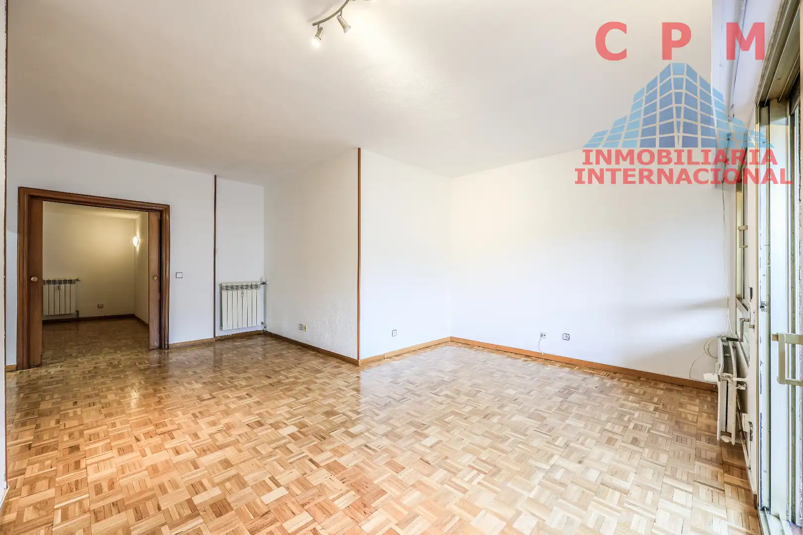 Living room of Flat for rent in Fuencarral - El Pardo