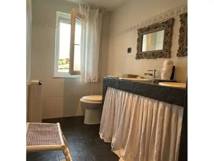 Baño de Casa o chalet en venta en Bárcena de Pie de Concha con Jardín privado, Parquet y Trastero