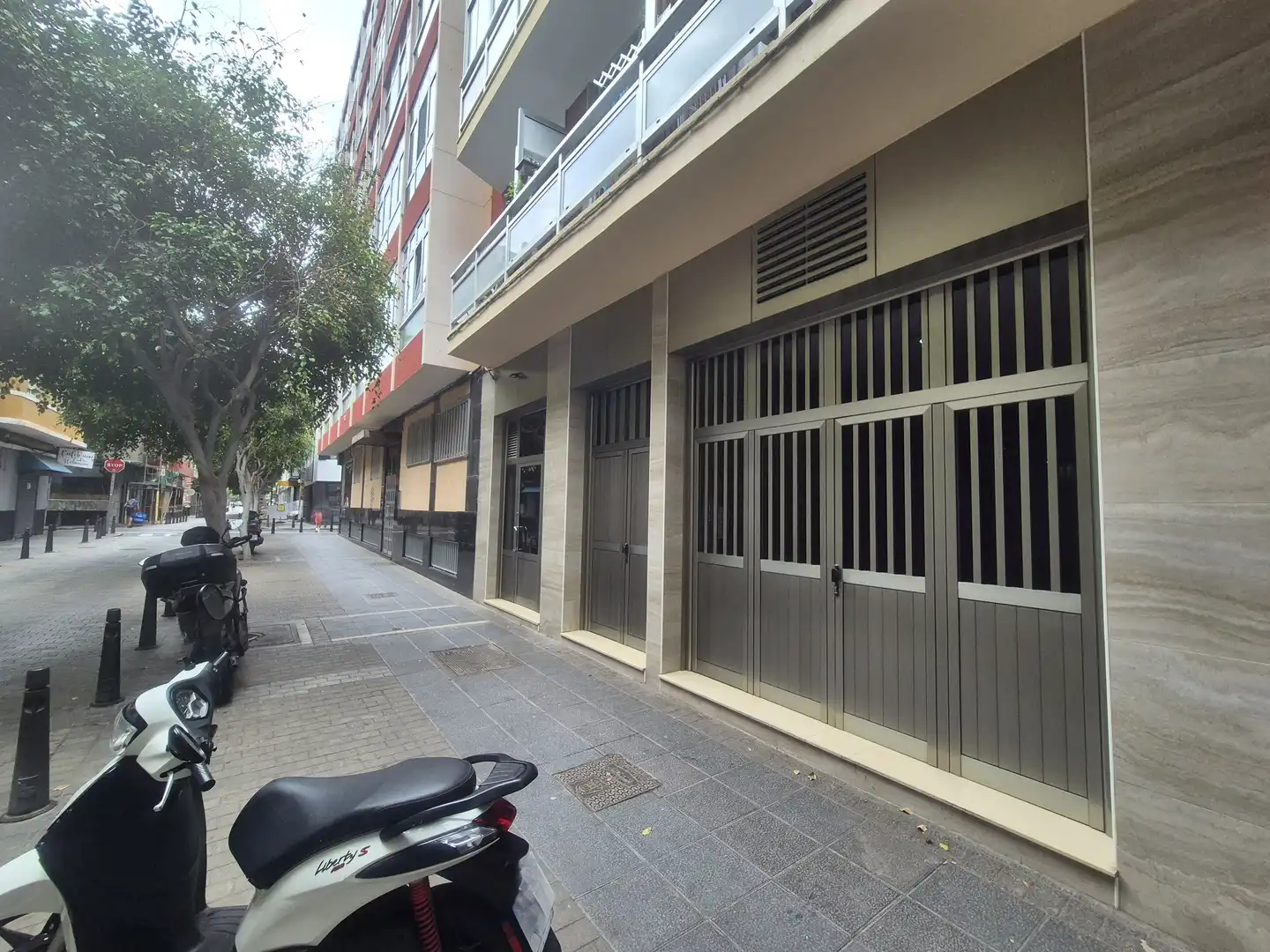 Außenansicht von Geschaftsraum zum Verkauf in Las Palmas de Gran Canaria mit Alarm