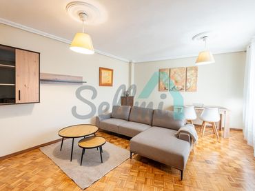 Appartamento con ascensore in affitto a Calle Campoamor