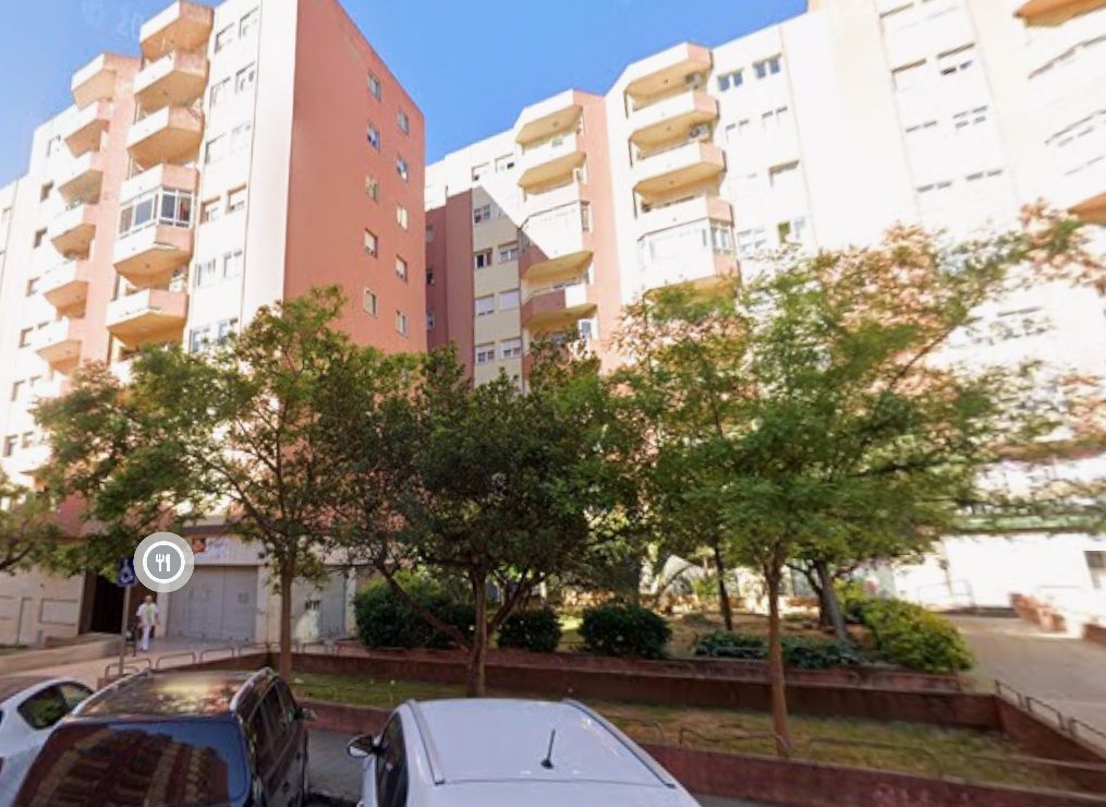 Vista exterior de Pis en venda en Figueres