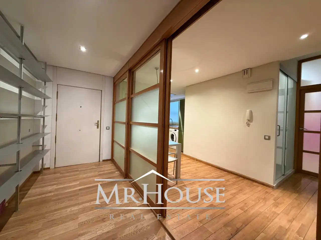 Habitación de Piso de alquiler en Madrid con Aire acondicionado, Calefacción y Jardín privado