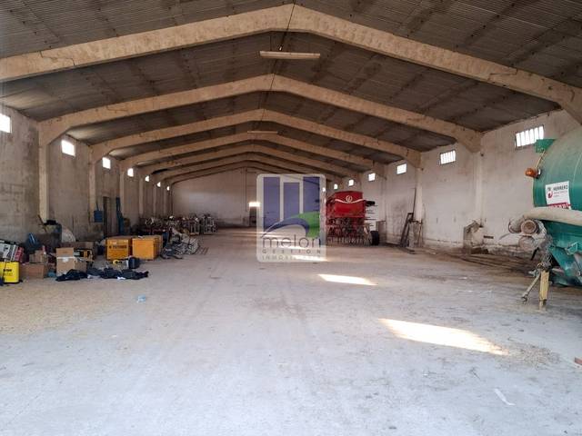 Local comercial en Alquiler en RUBENA en Rubena