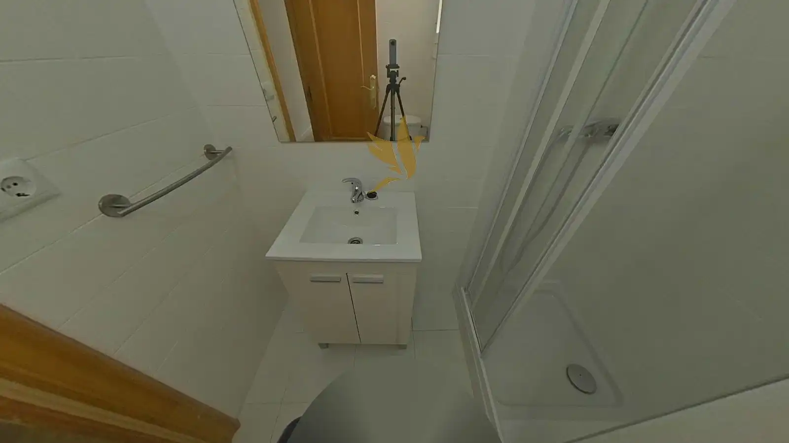 Bathroom of Flat for sale in Badalona