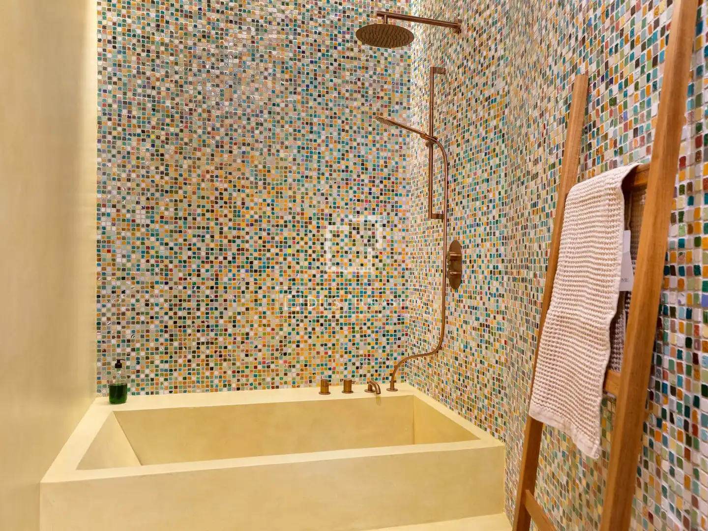 Baño de Piso en venta en Girona con Aire acondicionado y Parquet