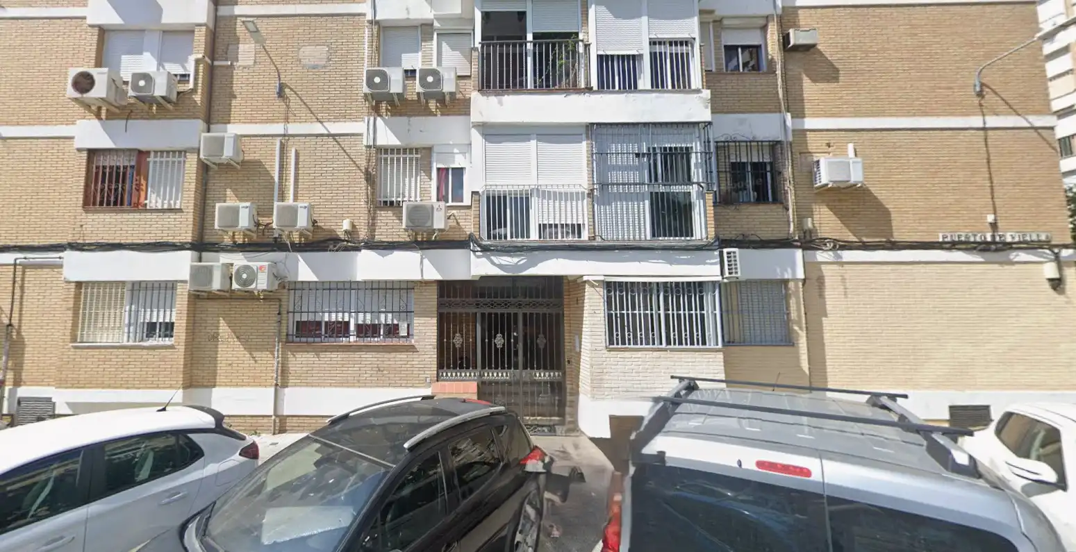Vista exterior de Pis en venda en Sevilla