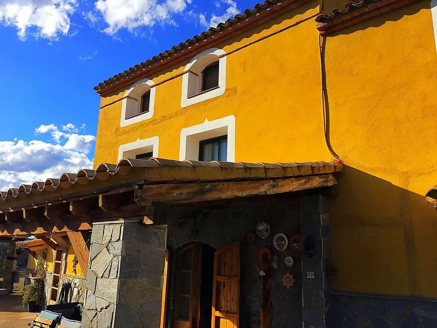 Exterior view of Houses for sale in Els Guiamets