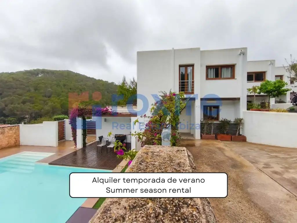 Jardín de Dúplex de alquiler en Santa Eulària des Riu con Aire acondicionado, Jardín privado y Terraza