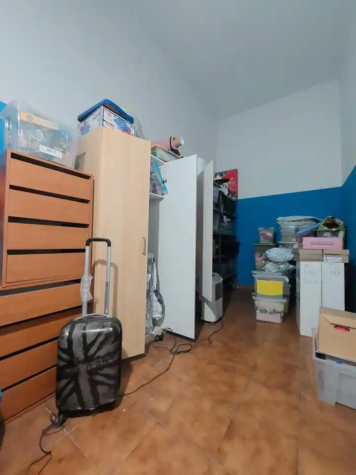 Habitación de Piso en venta en Gijón  con Calefacción, Trastero y Amueblado