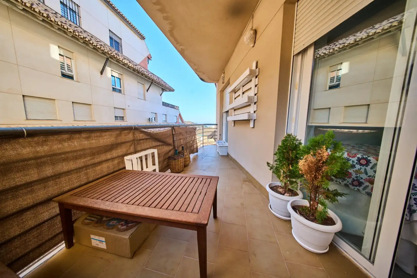 Terraza de Piso en venta en Cogollos de la Vega, Granada