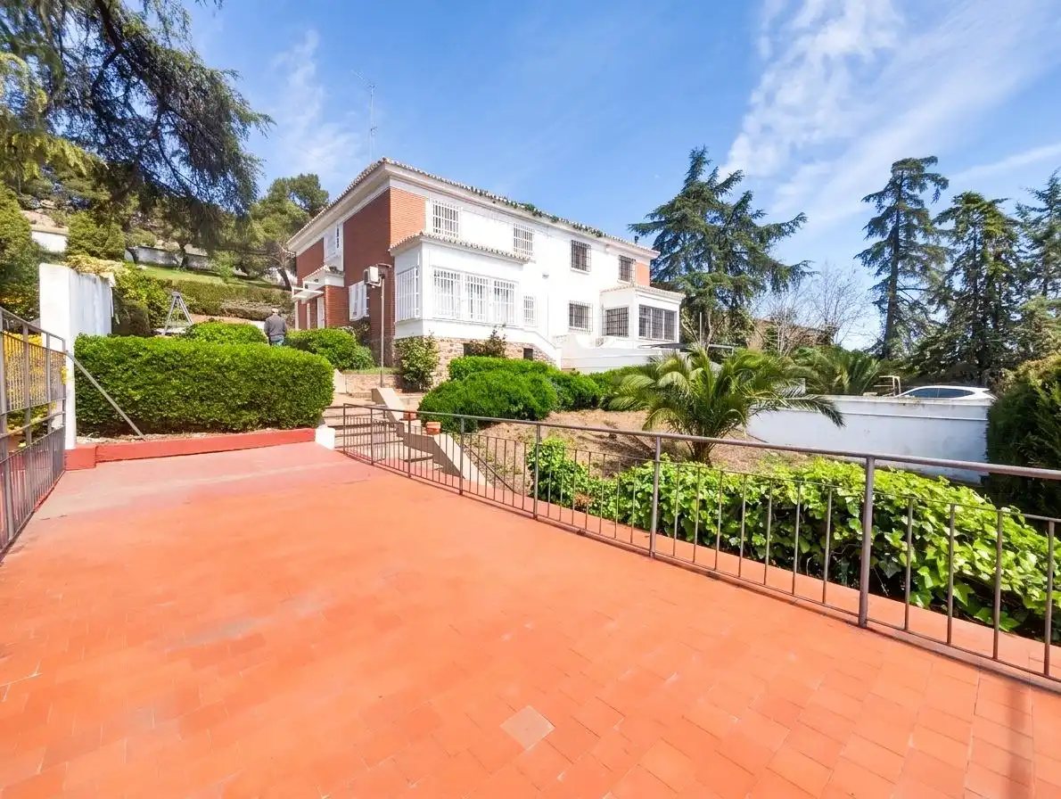 Exterior view of Houses for sale in Puertollano  with Air Conditioner, Heating and Private garden
