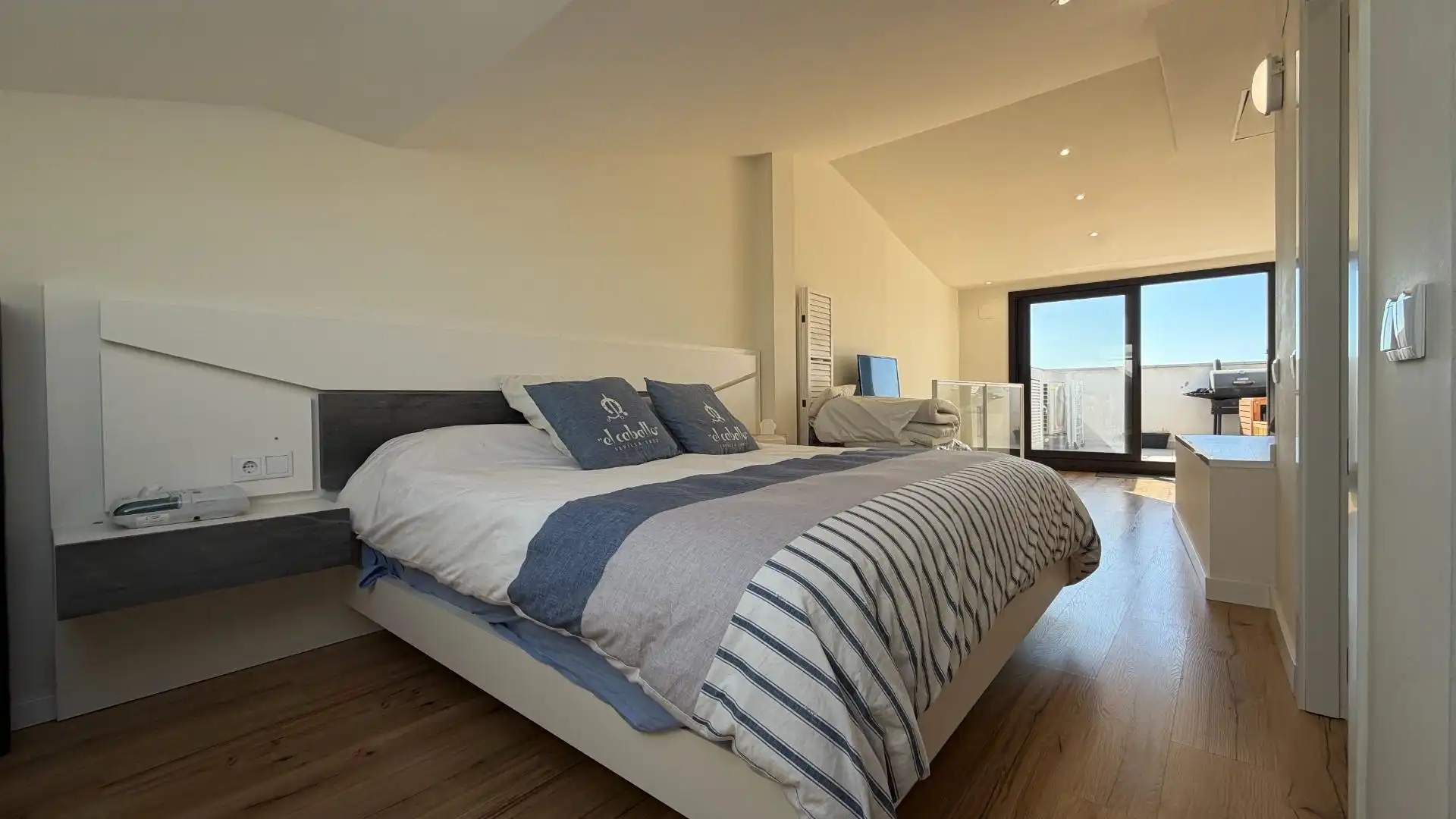 Flat with terrace for sale in VINT-I-DOS DE JULIOL,DEL, imagen 28