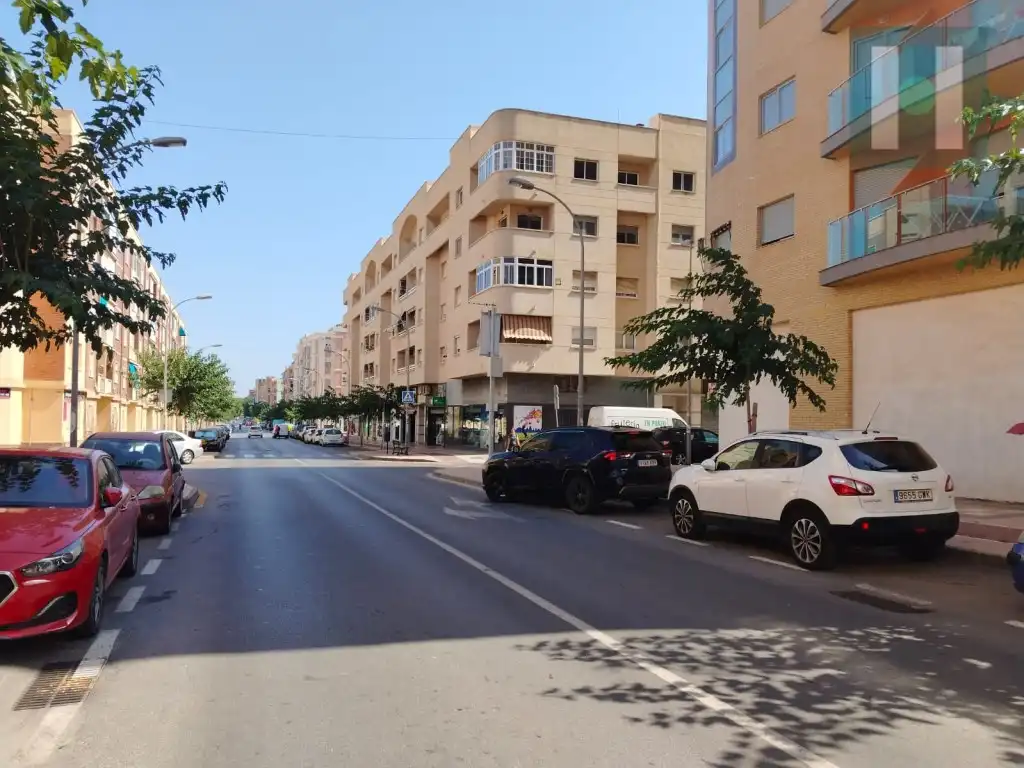 Pis en venda a Calle Santiago Ramón Y Cajal, Ciudad Jardín