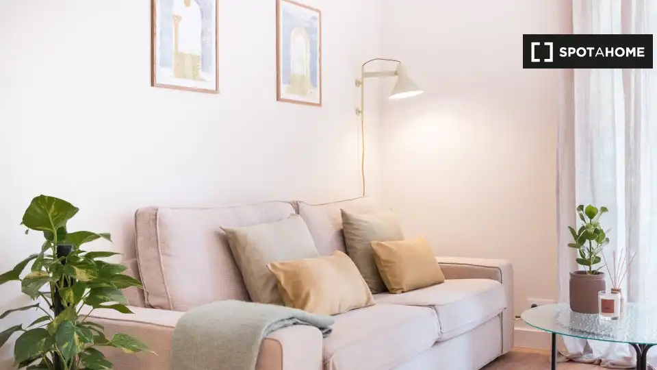 Flat with terrace to rent in Eixample, imagen 2