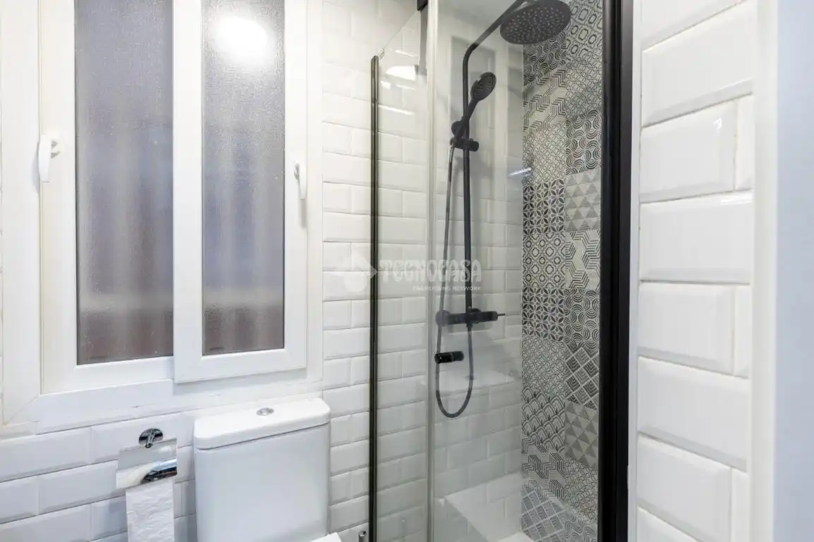 Baño de Piso en venta en Madrid con Calefacción