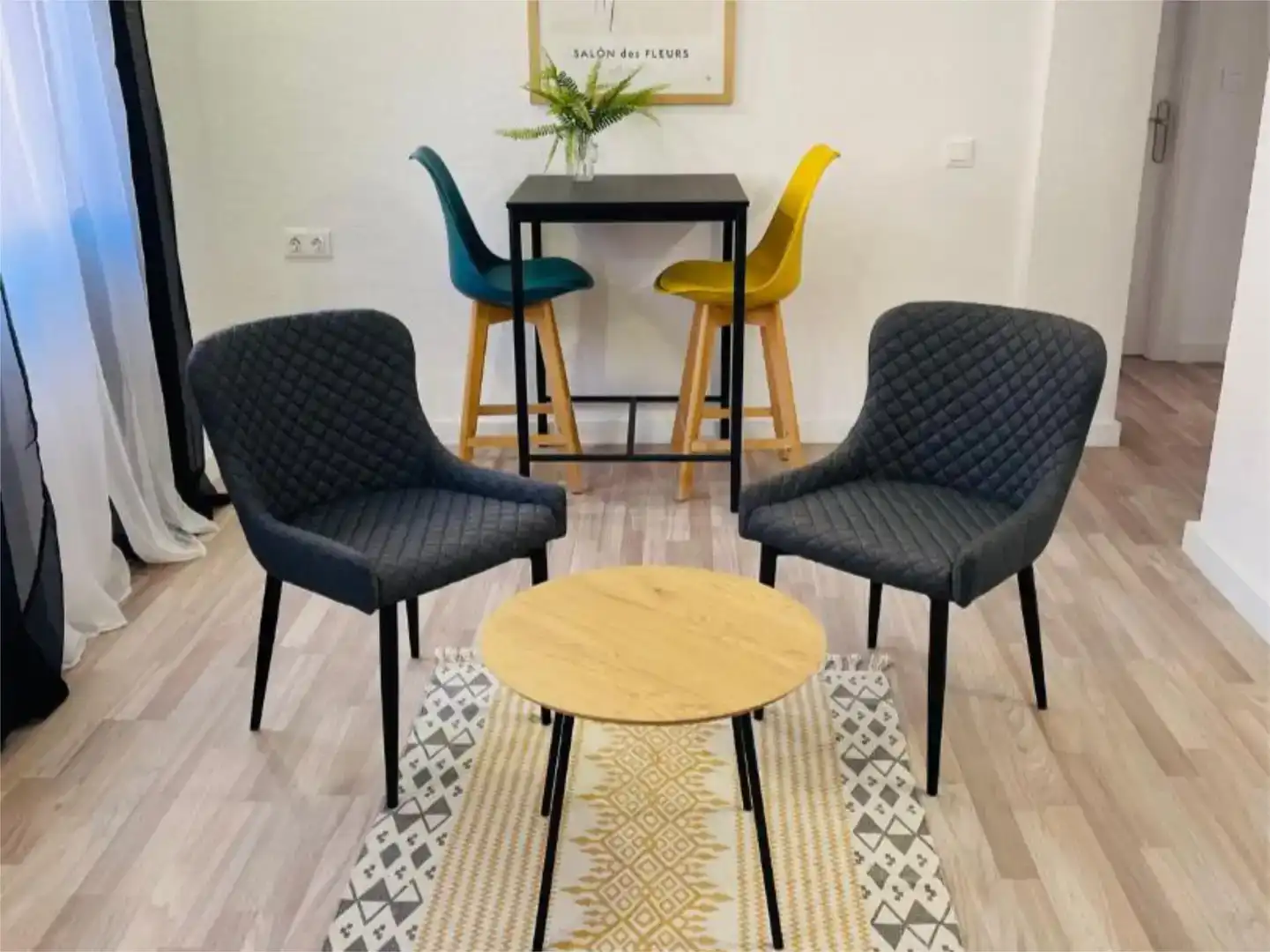 Comedor de Piso para compartir en Oliveros - Altamira