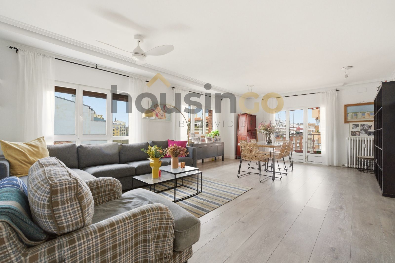 Sala d'estar de Pis en venda en  Madrid Capital amb Aire condicionat, Calefacció i Terrassa