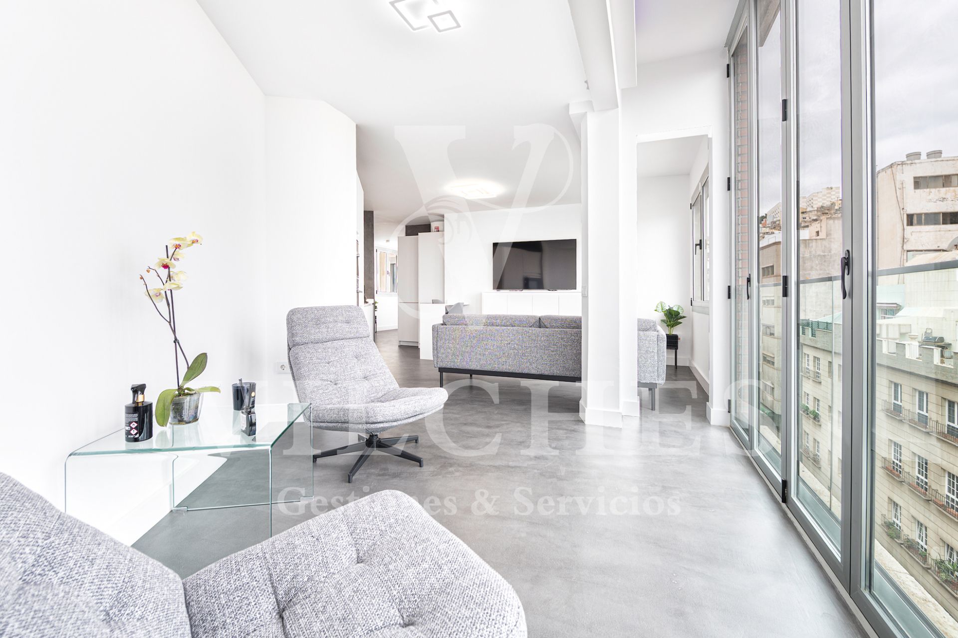 Living room of Flat for sale in Las Palmas de Gran Canaria  with Terrace, Furnished and Oven