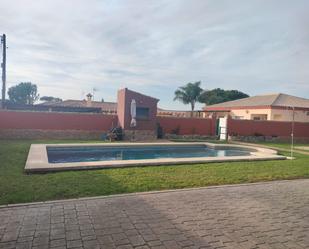 Swimming pool of House or chalet for sale in Chiclana de la Frontera  with Air Conditioner, Heating and Storage room