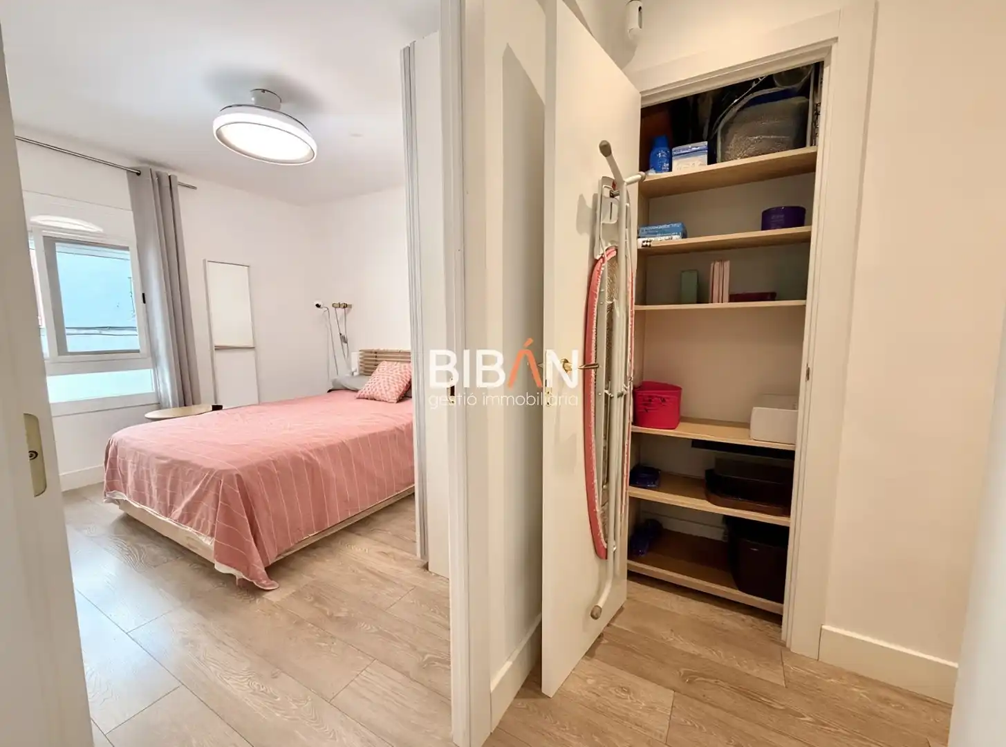 Dormitori de Pis en venda en Tarragona amb Aire condicionat, Calefacció i Parquet