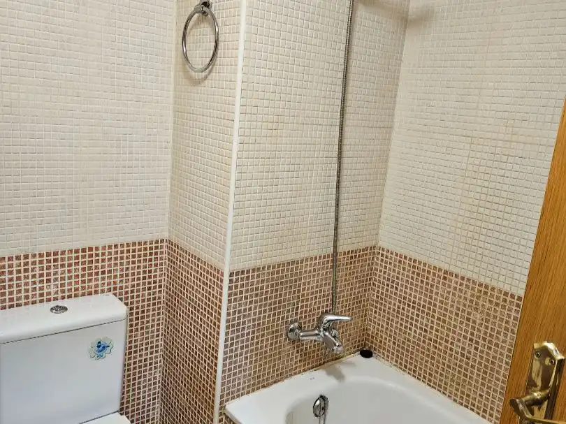 Baño de Piso en venta en Almacelles con Terraza