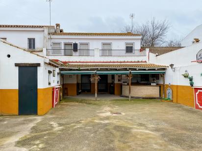 Vista exterior de Casa o xalet en venda en Almonte amb Terrassa i Balcó