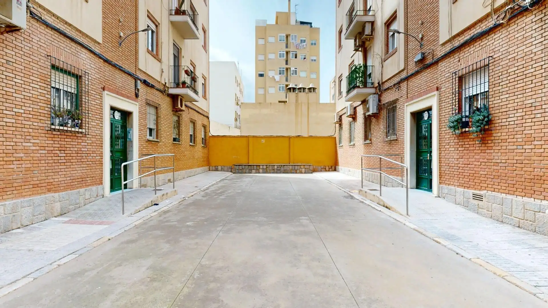 Exterior view of Flat for sale in Cartagena  with Air Conditioner, Heating and Storage room