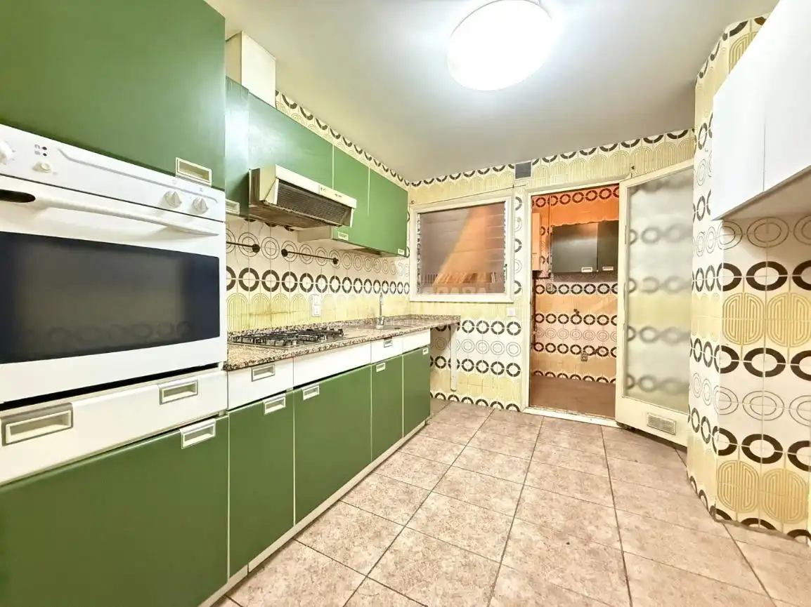 Cocina de Piso en venta en Barcelona