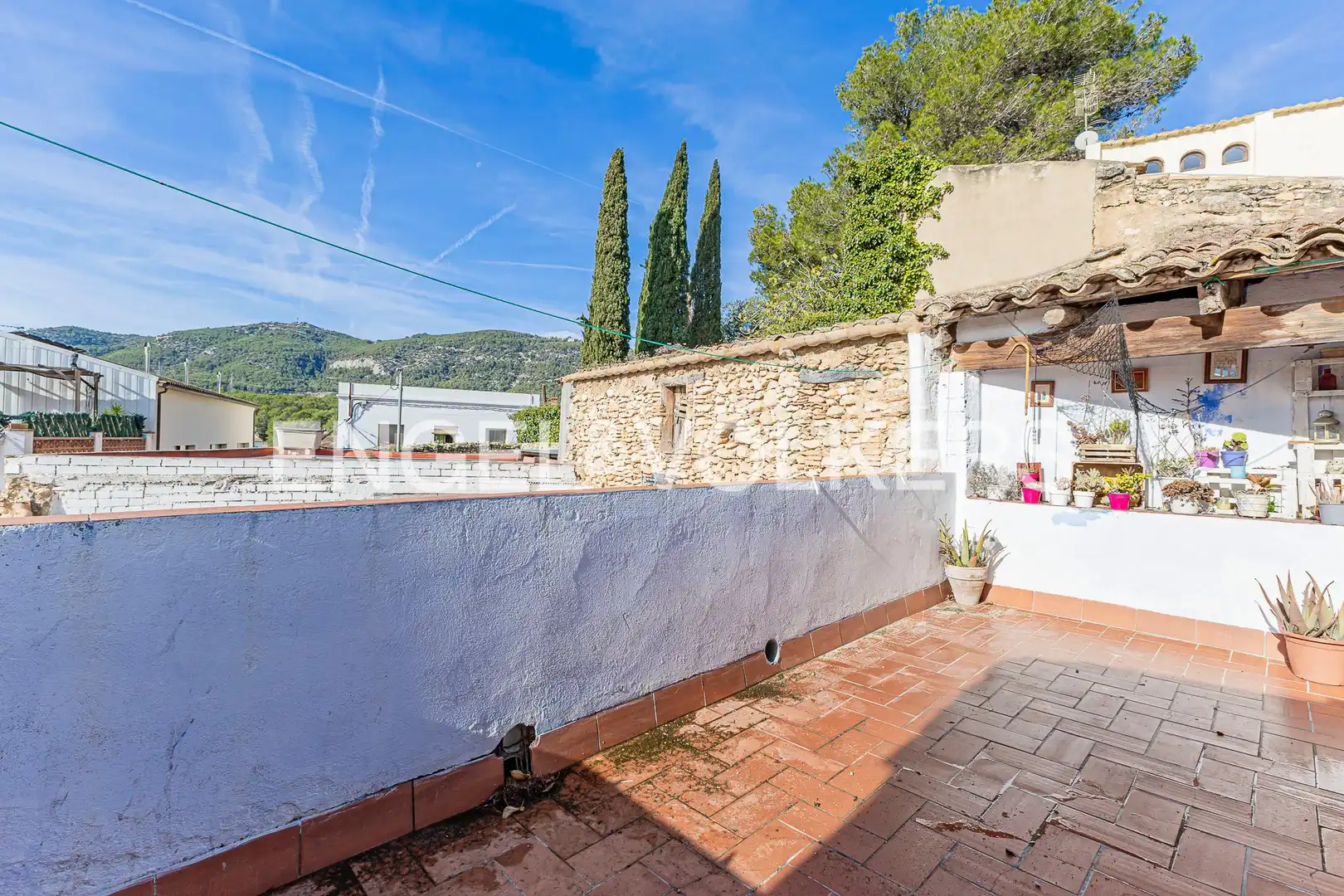 Vista exterior de Casa adosada en venta en Canyelles con Calefacción, Jardín privado y Terraza