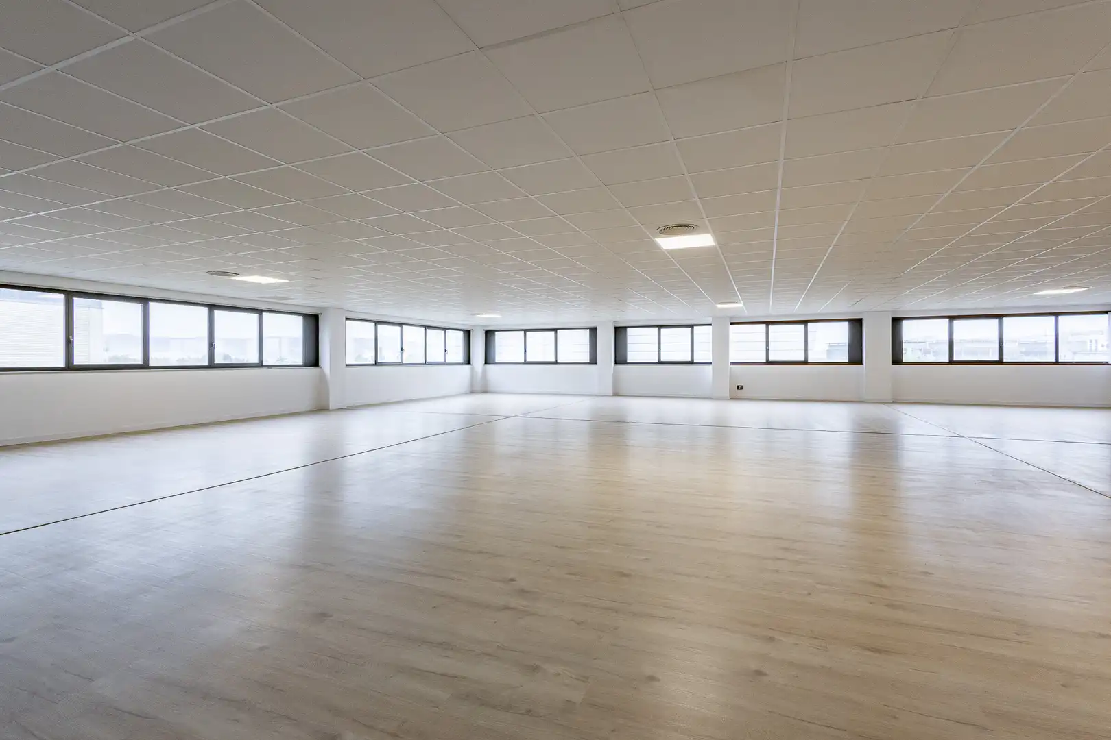 Büro zur Miete in El Prat de Llobregat