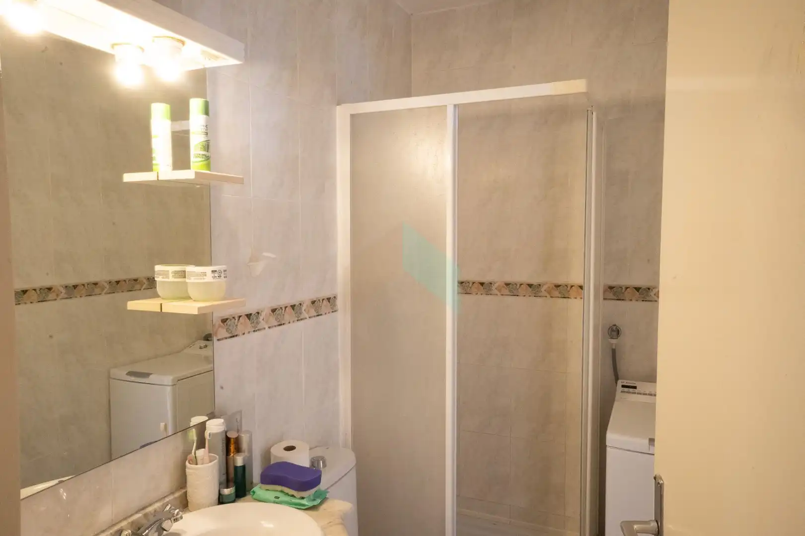 Badezimmer von Wohnungen zum Verkauf in Arona mit Klimaanlage, Heizung und Terrasse