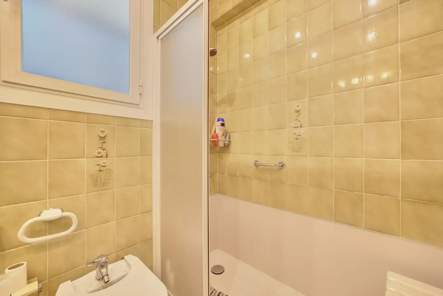 Baño de Ático en venta en Burlada / Burlata con Calefacción, Parquet y Terraza