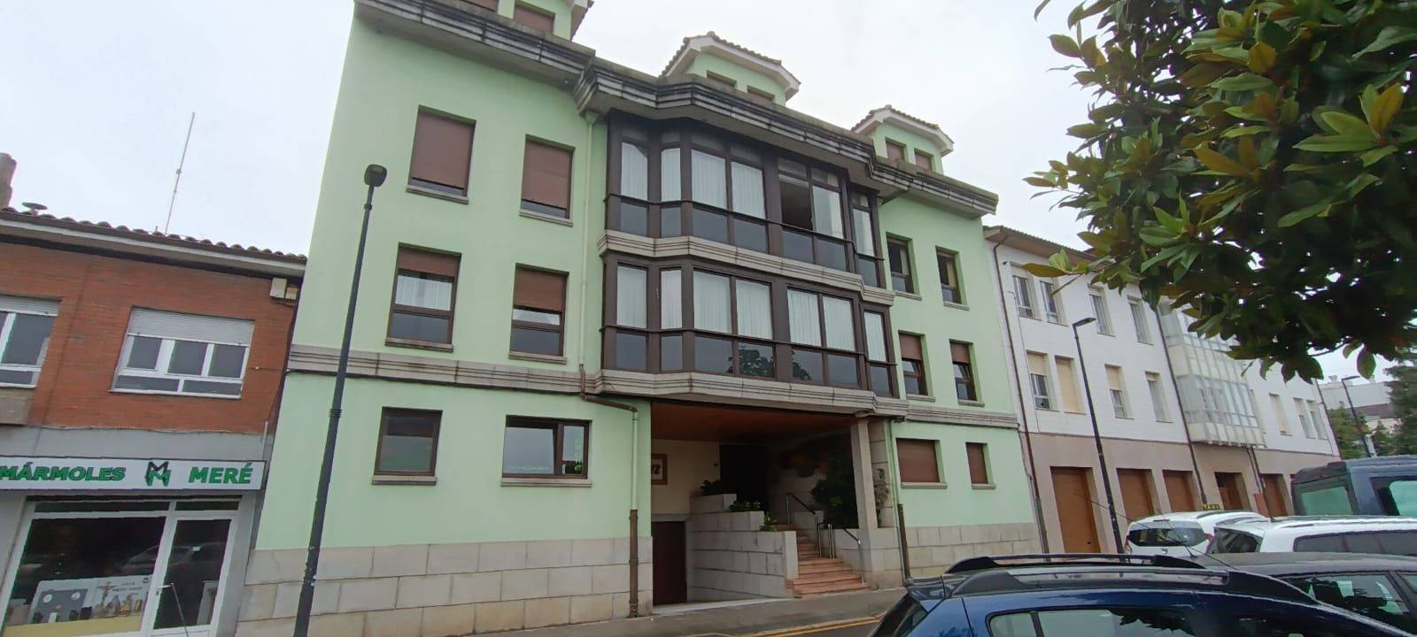 Vista exterior de Dúplex en venda en Llanes amb Calefacció