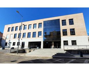 Exterior view of Office for sale in  Toledo Capital  with Air Conditioner