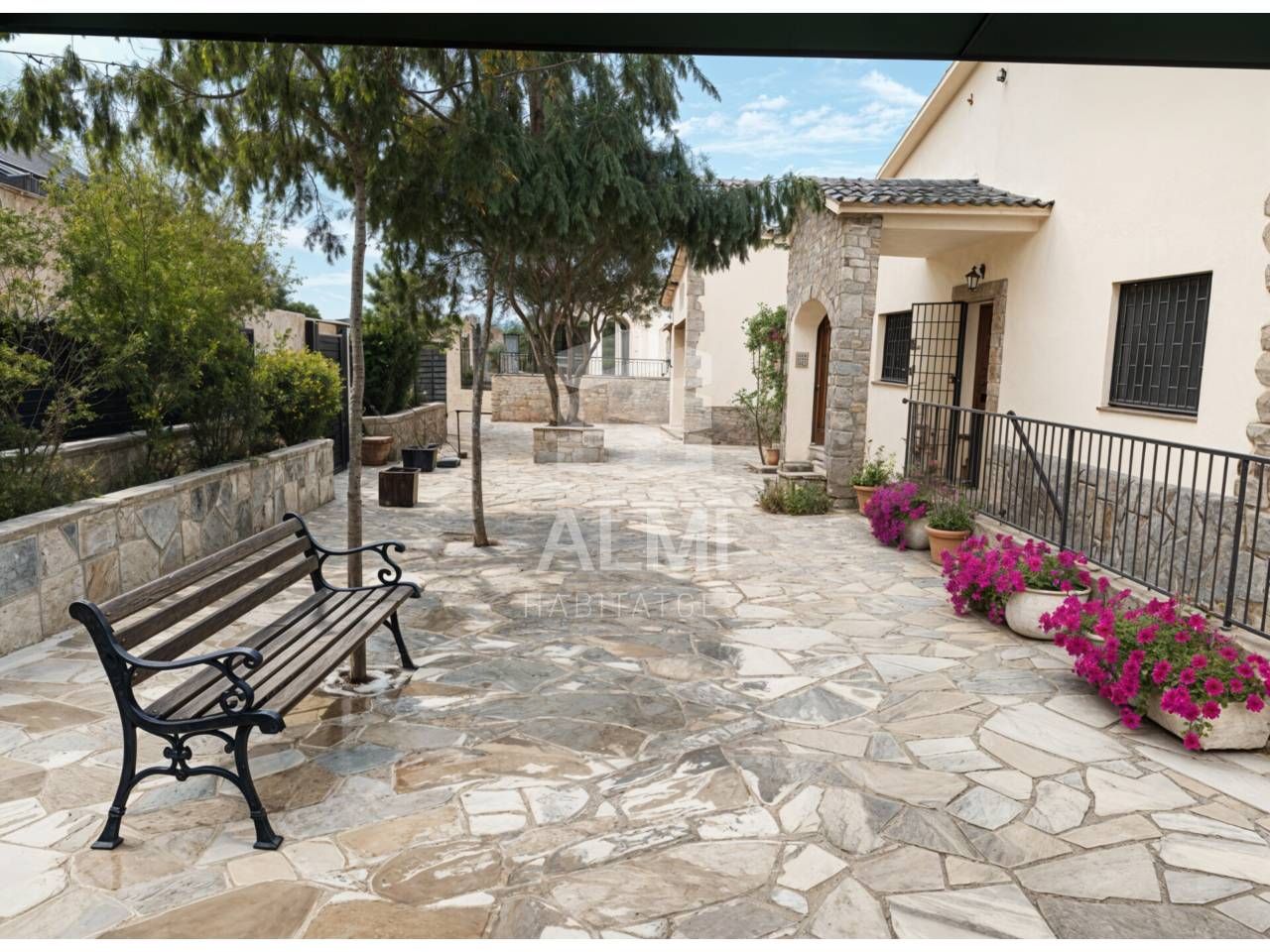 Vista exterior de Casa o xalet en venda en Vidreres amb Aire condicionat, Calefacció i Jardí privat