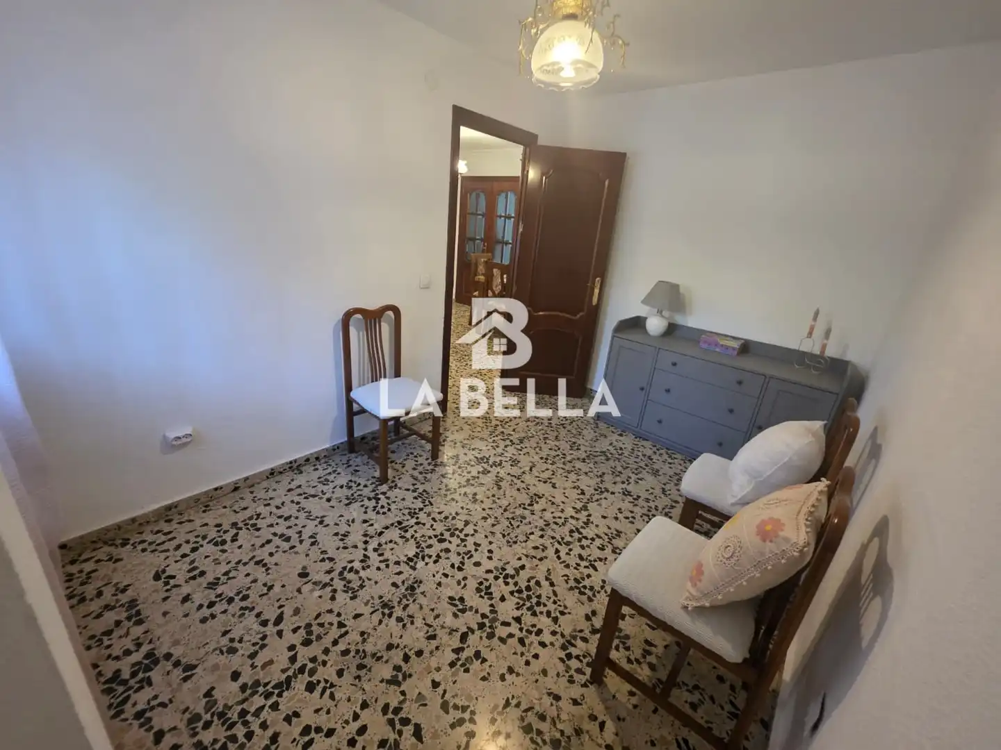 Piso en venta en Sevilla con Aire acondicionado, Amueblado y Balcón