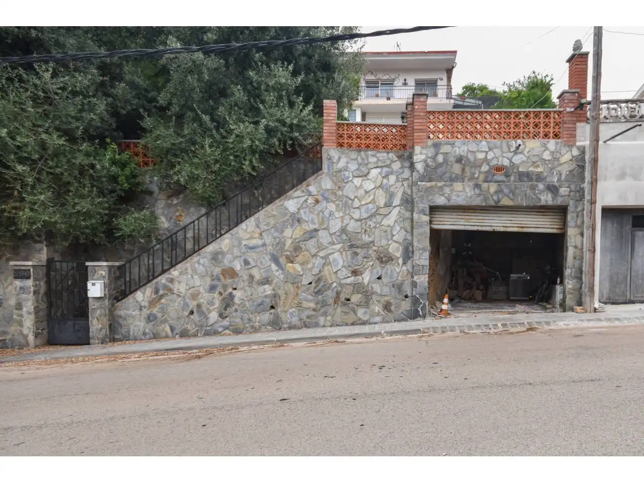 Vista exterior de Casa o chalet en venta en Abrera con Piscina