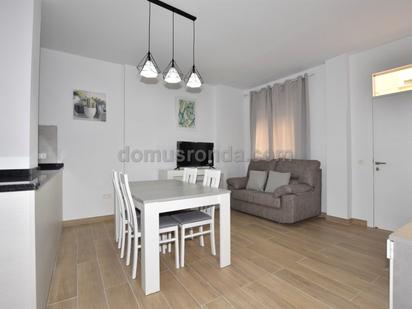 Sala d'estar de Apartament de lloguer en Ronda amb Aire condicionat