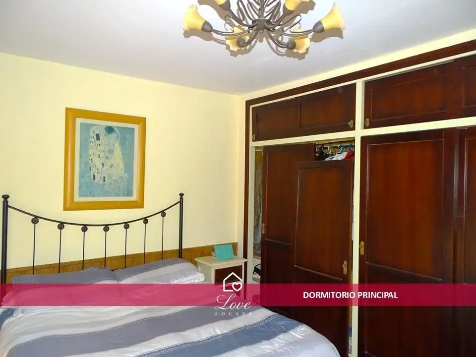 Habitación de Piso en venta en Chiclana de la Frontera con Aire acondicionado y Balcón