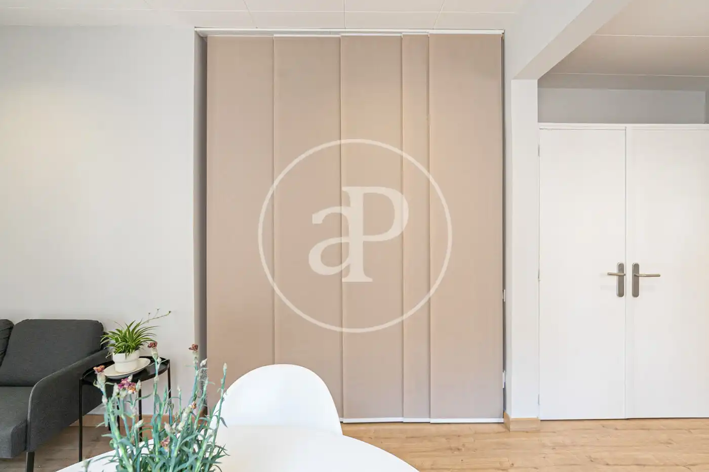 Habitación de Piso en venta en Barcelona con Calefacción y Amueblado