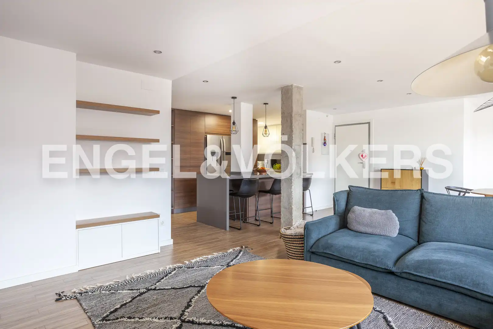 Living room of Attic for rent in Madrid  with Air Conditioner, Heating and Terrace