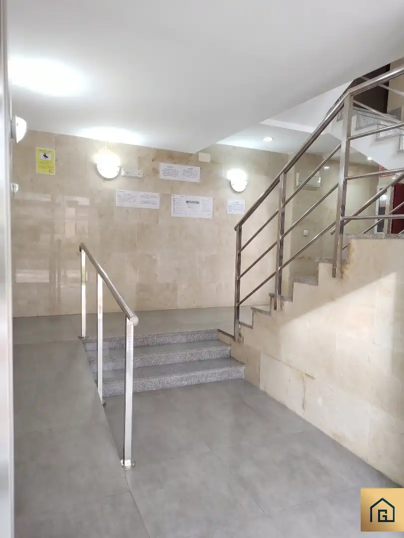 Piso en venta en Benidorm con Terraza, Amueblado y Alarma